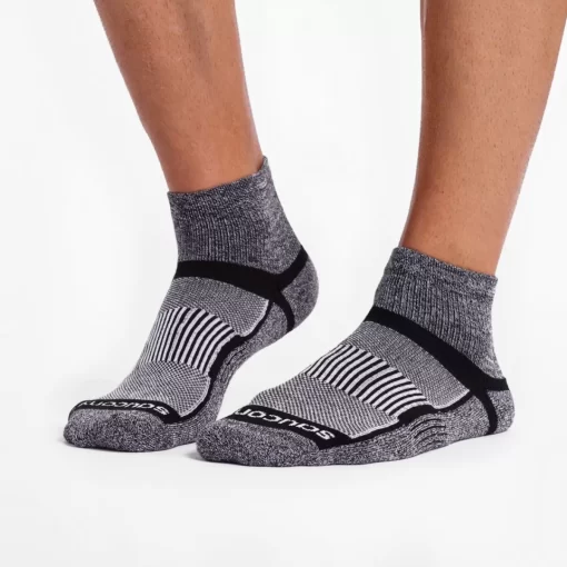Socks | Accessories*saucony Inferno Quarter 3-Pack Socks Black White Twist