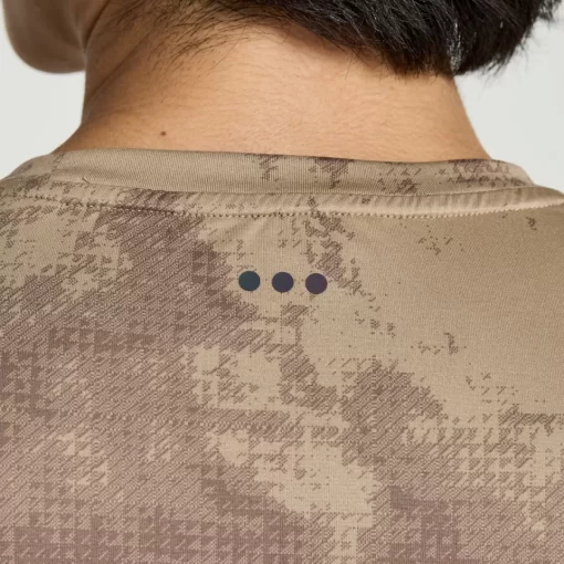 Clothing | Apparel*saucony Men's Explorer Short Sleeve Pewter Tie-Dye Print