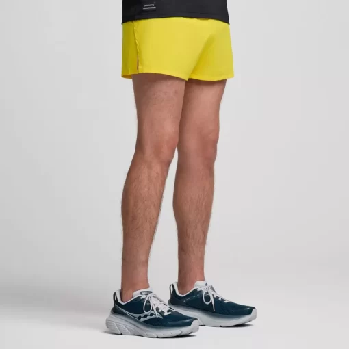 Clothing | Apparel*saucony Men's Outpace 2.5" Split Short Canary