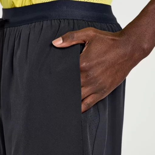 Clothing | Apparel*saucony Men's Outpace 7" 2-in-1 Short Black