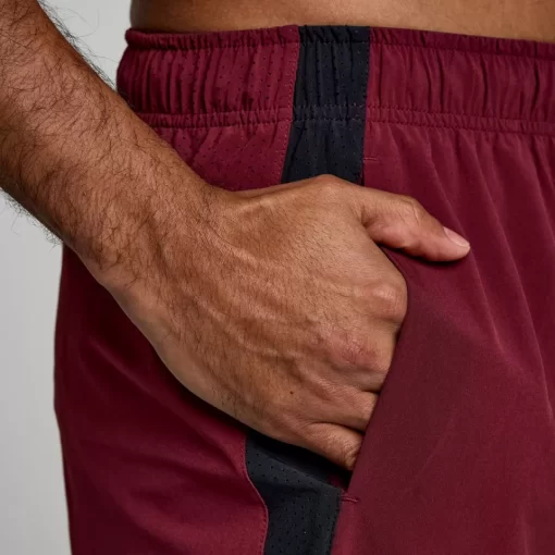 Clothing | Apparel*saucony Men's Outpace 7" Short Sundown