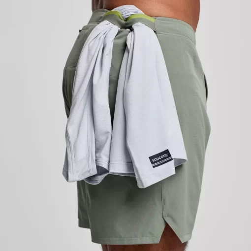 Bottoms*saucony Men's Peregrine 6" Short Bough
