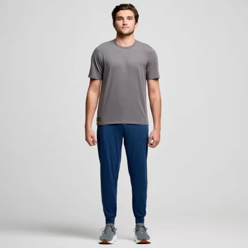 Tops*saucony Men's Triumph Short Sleeve Carbon