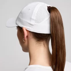 Accessories*saucony Outpace Pony Hat White Graphic