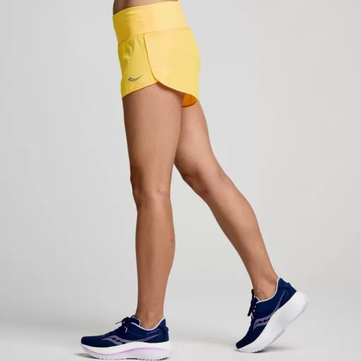 Clothing | Apparel*saucony Women's Outpace 2.5" Split Short ViZiGold