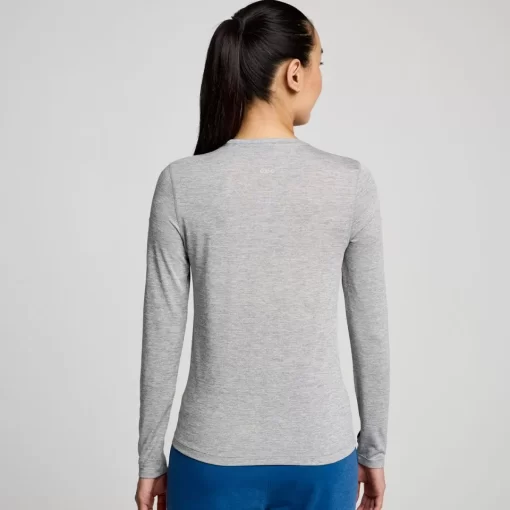 Tops | Clothing*saucony Women's Stopwatch Graphic Long Sleeve Light Grey Heather Graphic